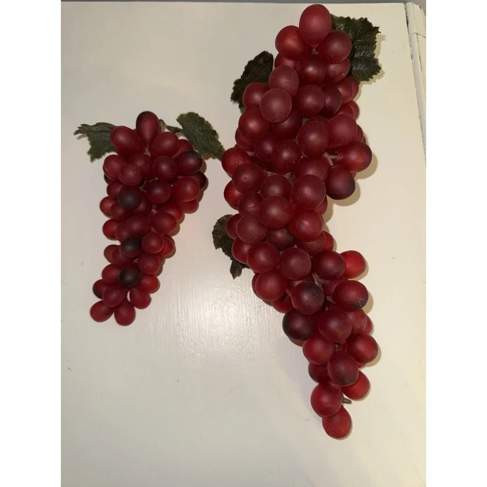 Vintage Dark Red‎ Grape Clusters Plastic Lot Of 2 Realistic Lightweight